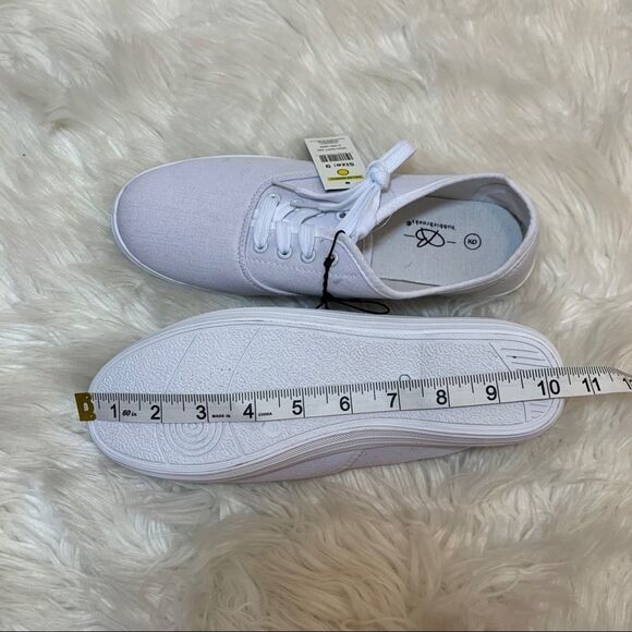 NEW White tennis shoes loafers - Picture 7 of 8